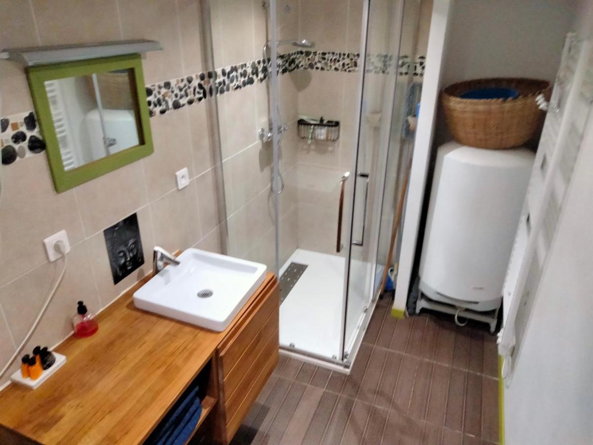 Appartement T2 Sur Cour Nantaise Резе Экстерьер фото